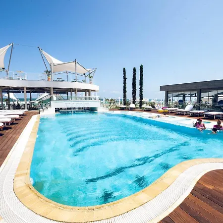 White Tower Private Studio Seaview-Mamaia Summerland *