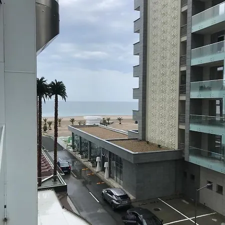 White Tower Private Studio Seaview-Mamaia Summerland
